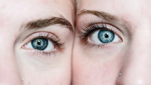 Dėl ko gali pasikeisti mūsų akių spalva?